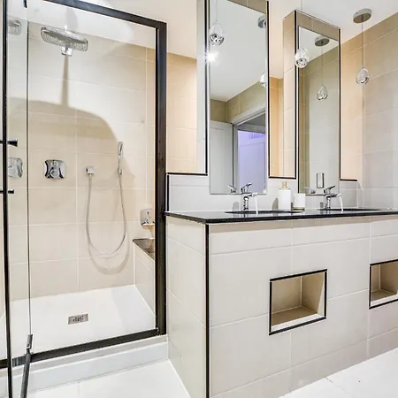 Luxury Retreat- Centre Apartment Leeds (West Yorkshire)