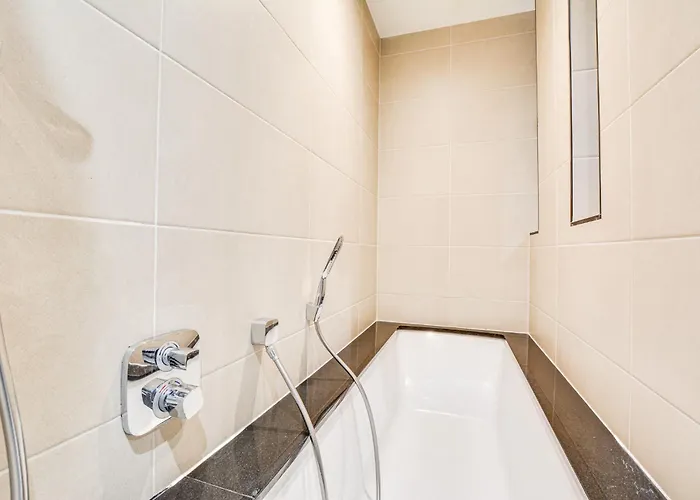 Apartament Luxury Retreat- Centre *